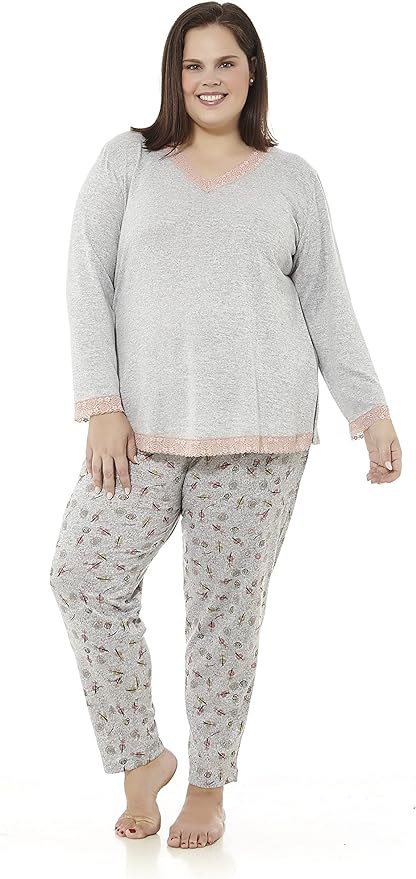 Pijama de invierno con adorno de puntilla