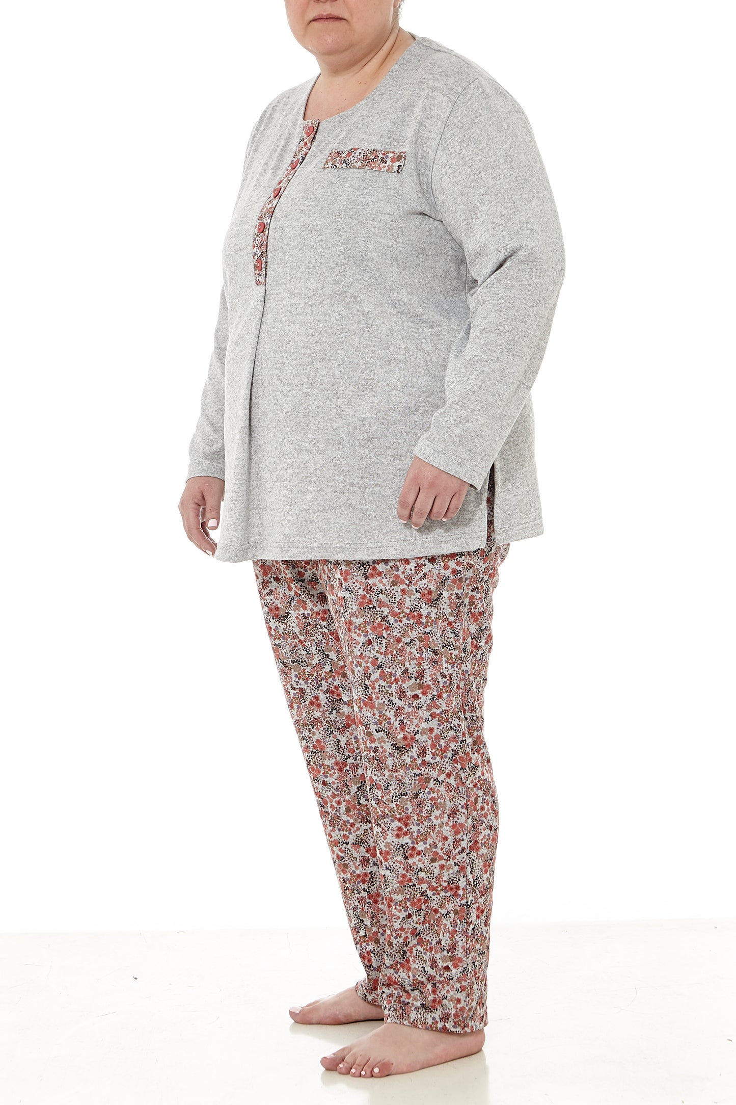 Pijama de Invierno Gris con flores